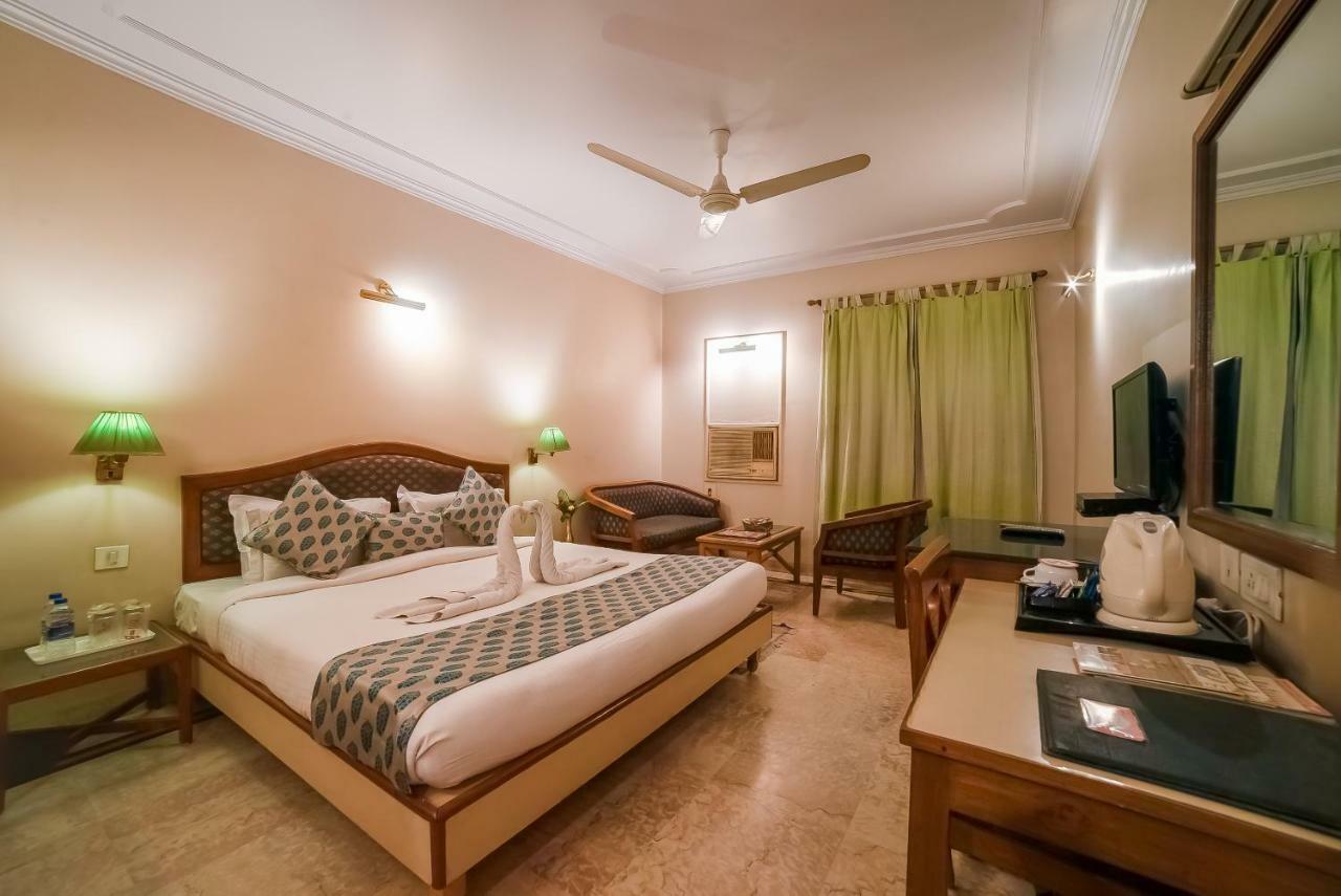 Lmb Hotel City Centre, Jaipur Buitenkant foto