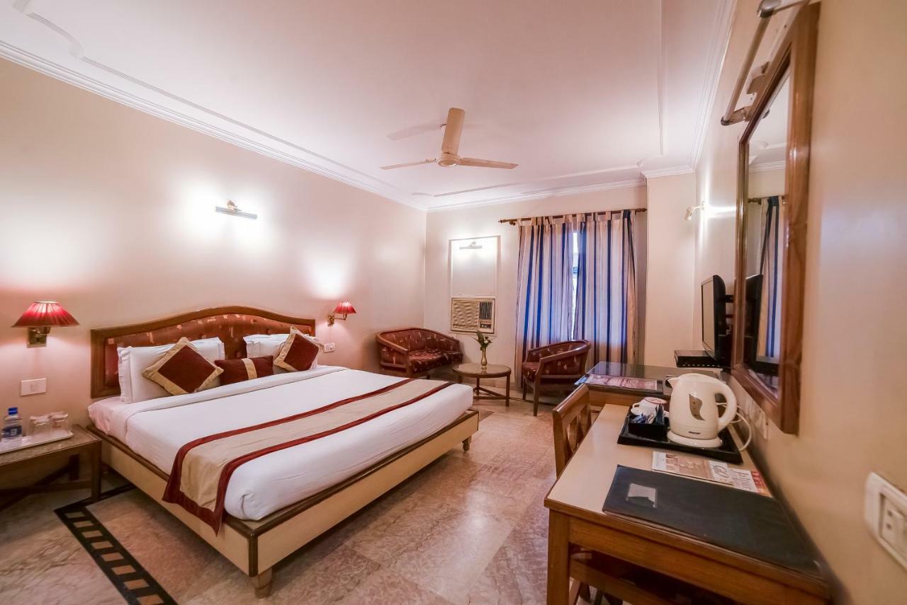 Lmb Hotel City Centre, Jaipur Buitenkant foto