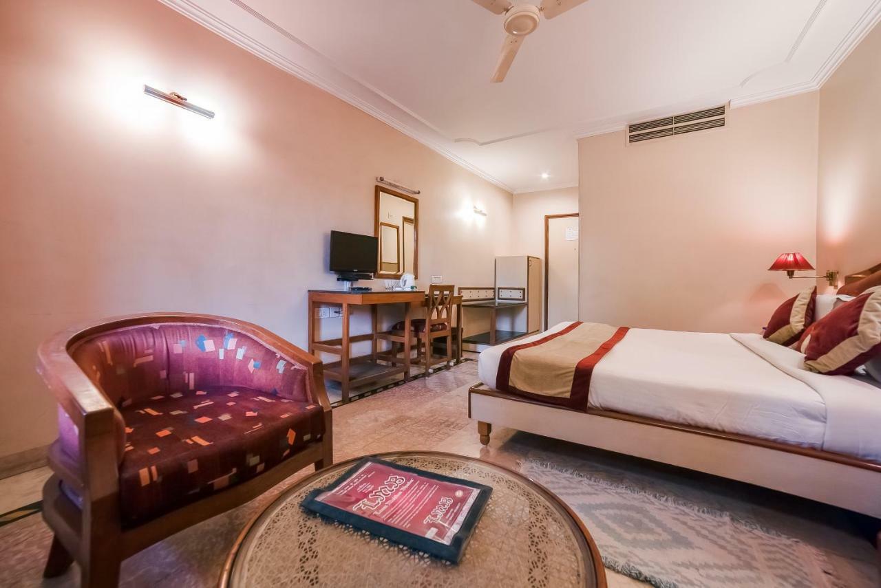 Lmb Hotel City Centre, Jaipur Buitenkant foto