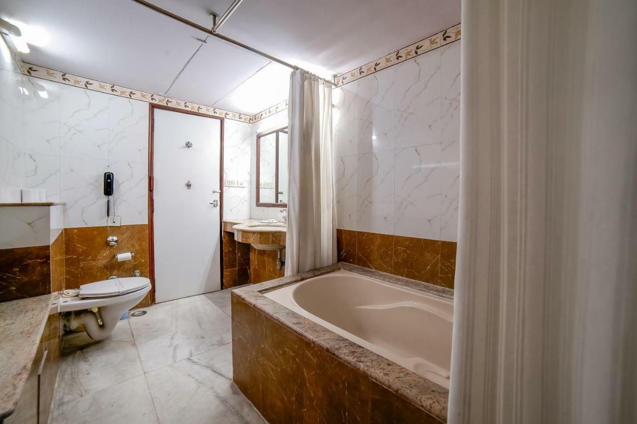 Lmb Hotel City Centre, Jaipur Buitenkant foto