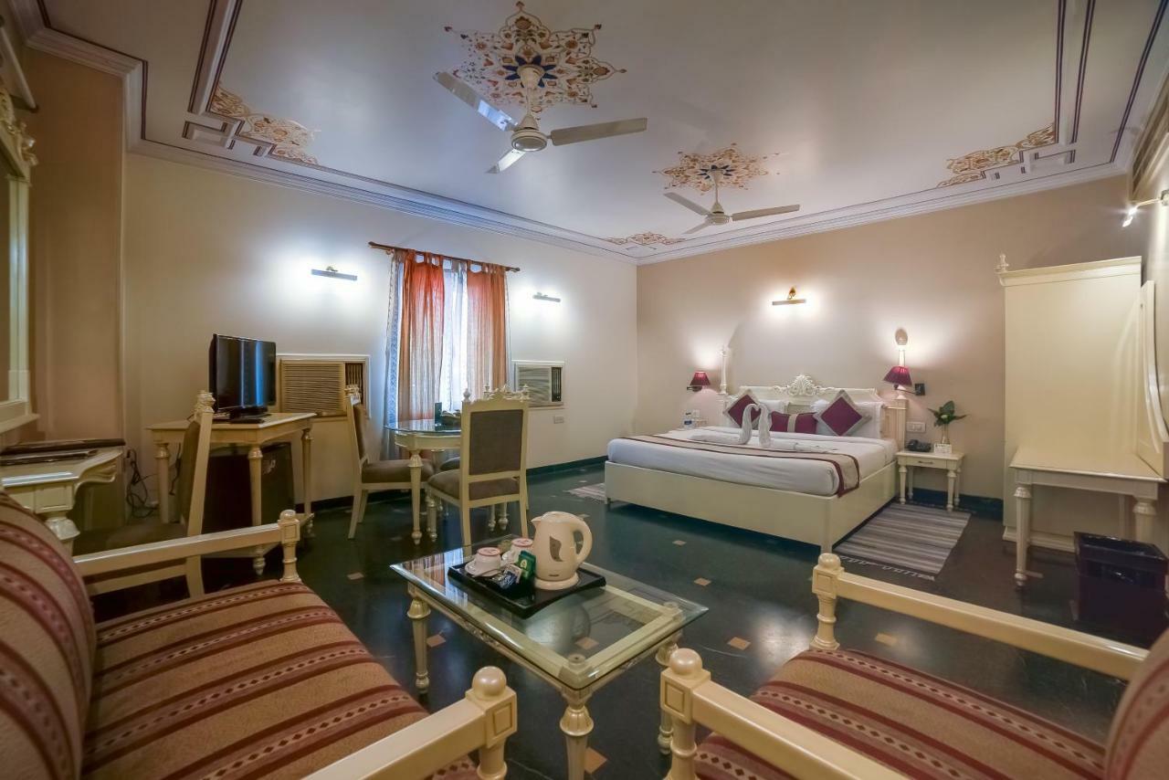 Lmb Hotel City Centre, Jaipur Buitenkant foto