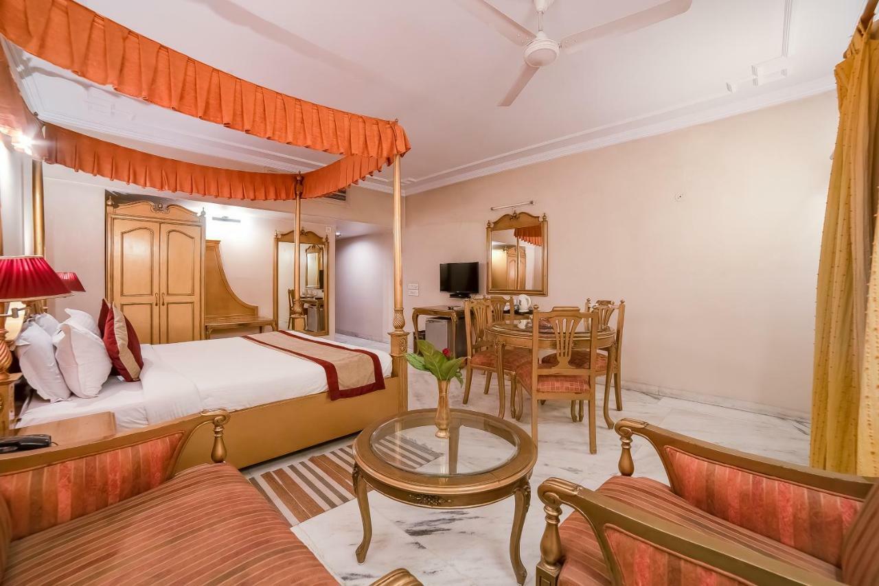 Lmb Hotel City Centre, Jaipur Buitenkant foto