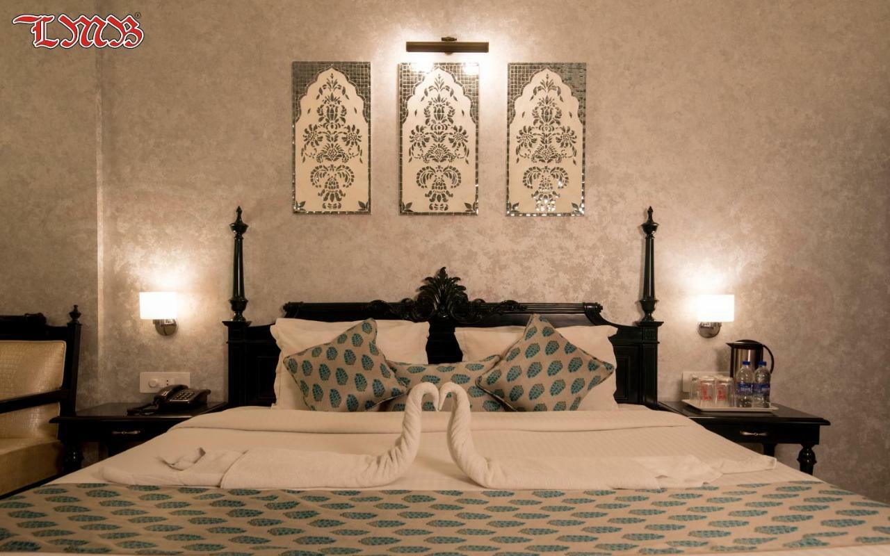 Lmb Hotel City Centre, Jaipur Buitenkant foto