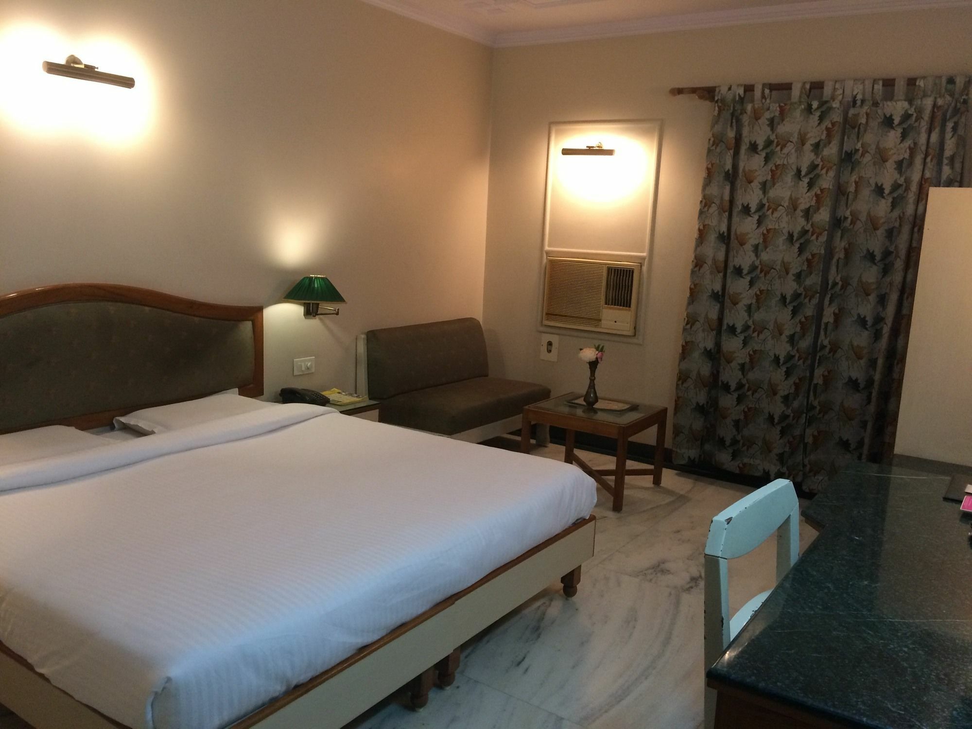 Lmb Hotel City Centre, Jaipur Buitenkant foto